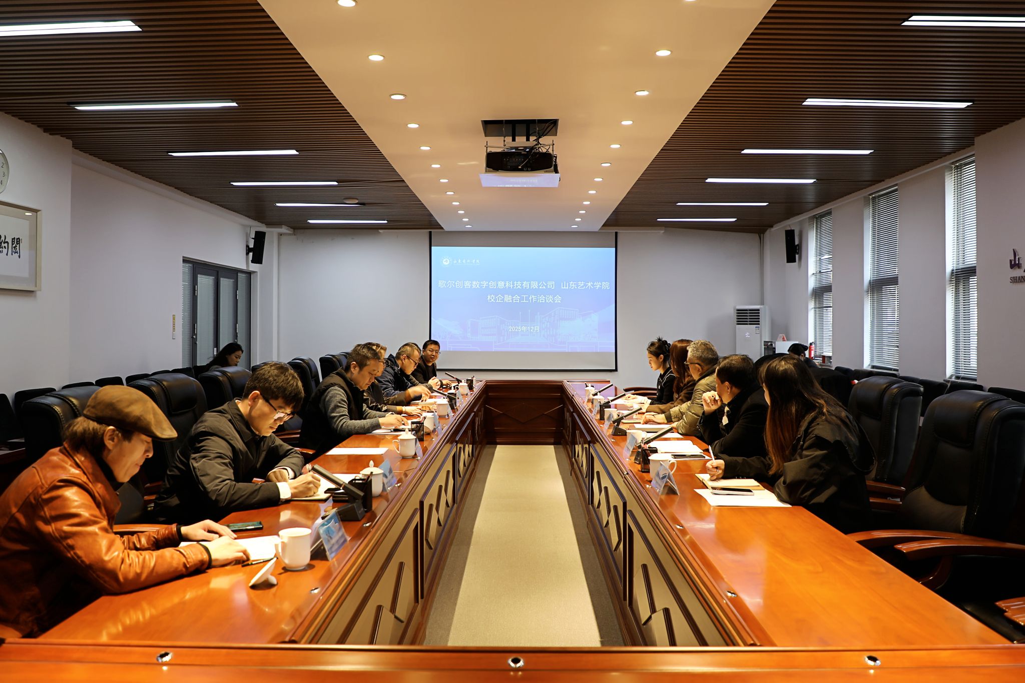 歌尔创客（潍坊）数字创意科技有限公司来校调研交流