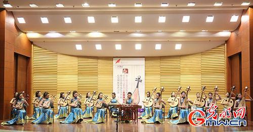 山艺“泉韵女子弹拨乐团”专场音乐会举行 山艺“泉韵女子弹拨乐团”专场音乐会举行