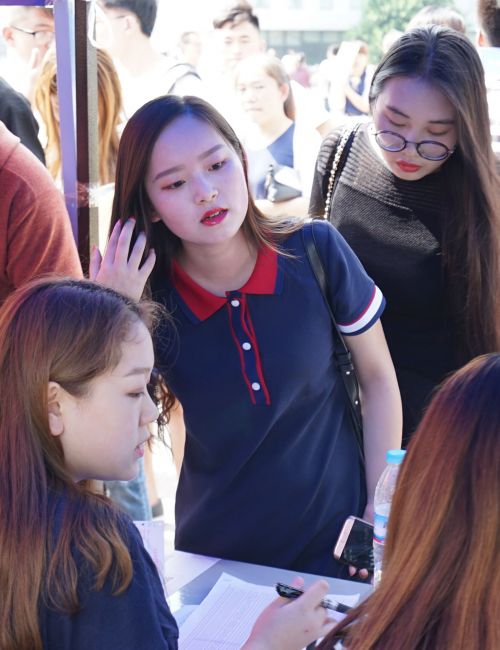 山艺：每逢开学看新生？别忘学姐是校花！